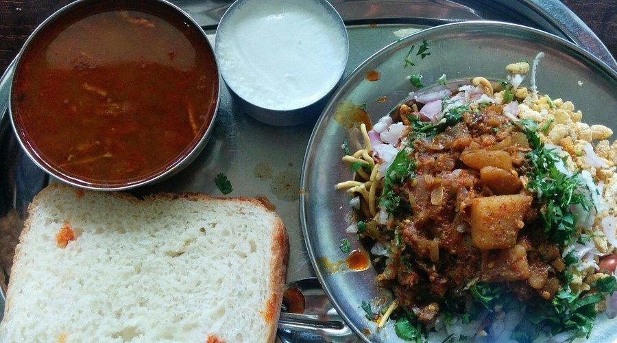 Misal Pav