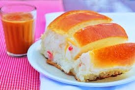  Bun Maska & Irani Cha